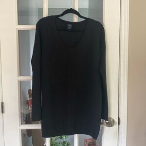 GAP MATERNITY SWEATER